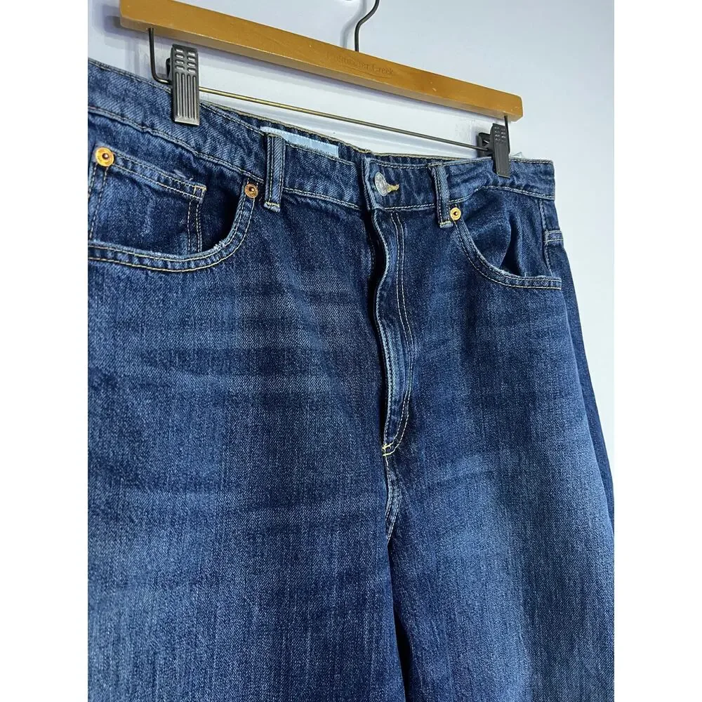 Zara Barrel Jeans dark wash Size 10 Waist 32 inches, inseam 26 inches - Picture 4 of 7